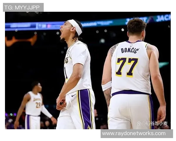 洛杉矶湖人在主场以133-121大胜新奥尔良鹈鹕 收成7连胜